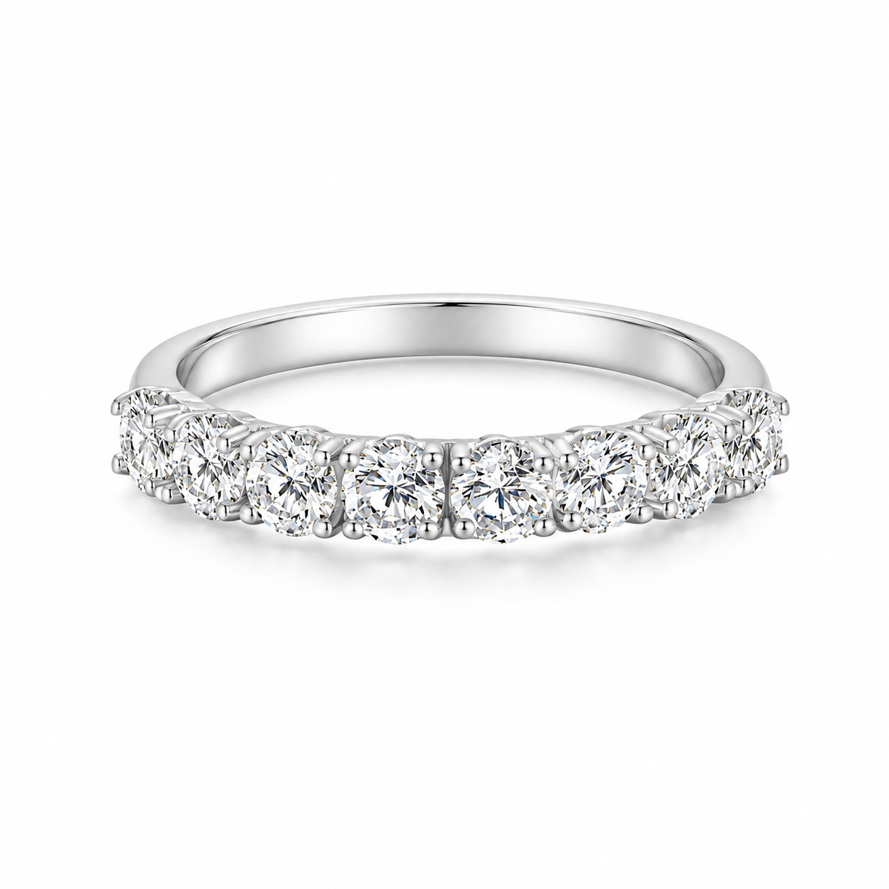 Amie moissanite