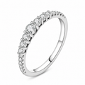 Amie moissanite
