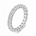 Eternity moissanite